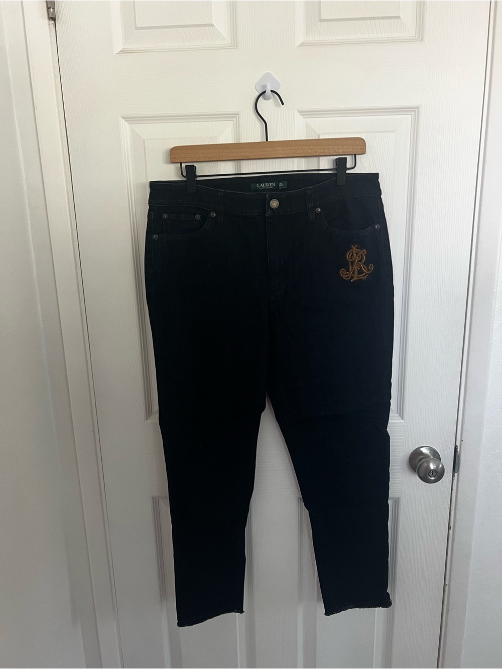 Lauren Ralph Lauren Black Cropped Jeans with Gold‎ Embroidered Logo